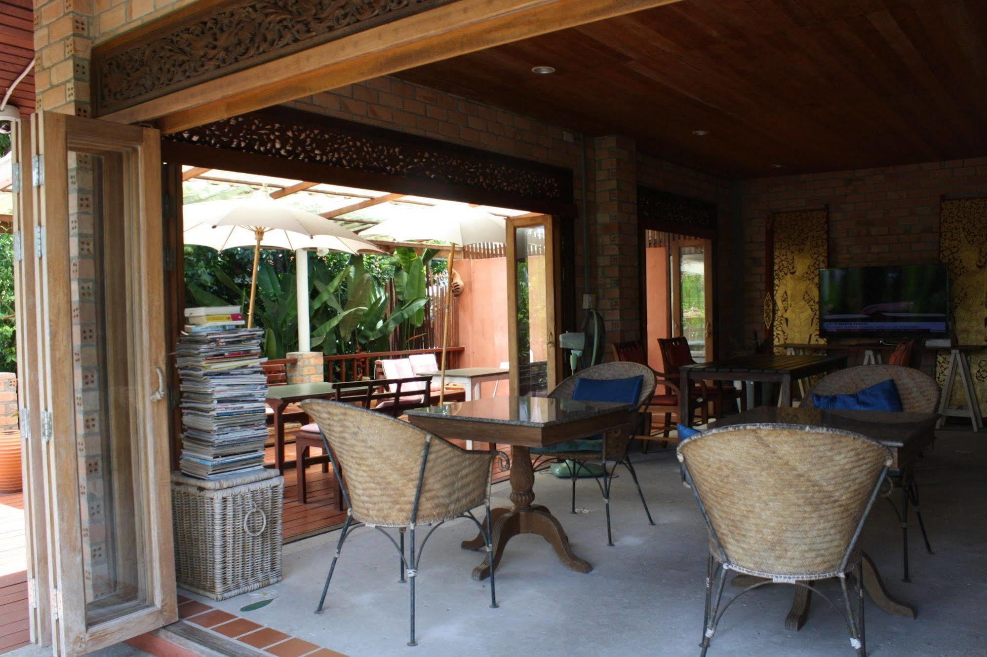 Sea Pines & Liberg Hotell Nai Yang Beach Eksteriør bilde